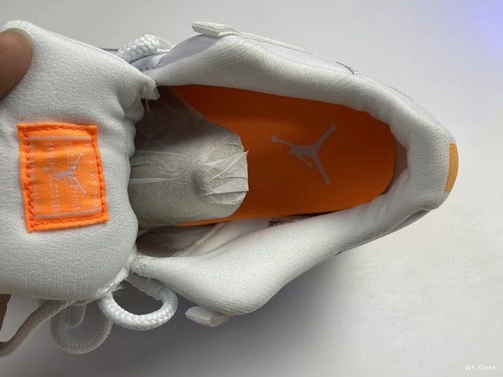 Low 11 AH7860-139 Air WMNS “Citrus Jordan  0421